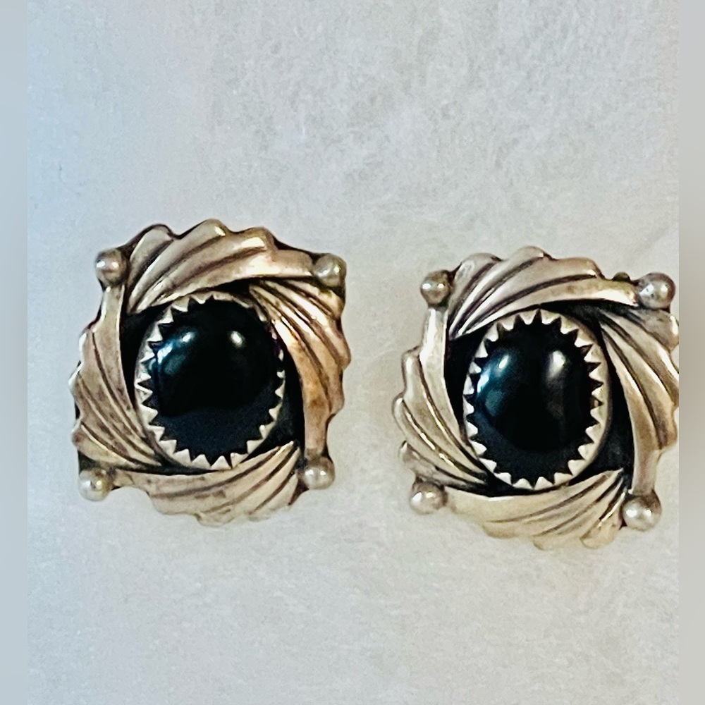 VTG Native American Navajo Sterling Silver Black Onyx Stud Earrings Signed